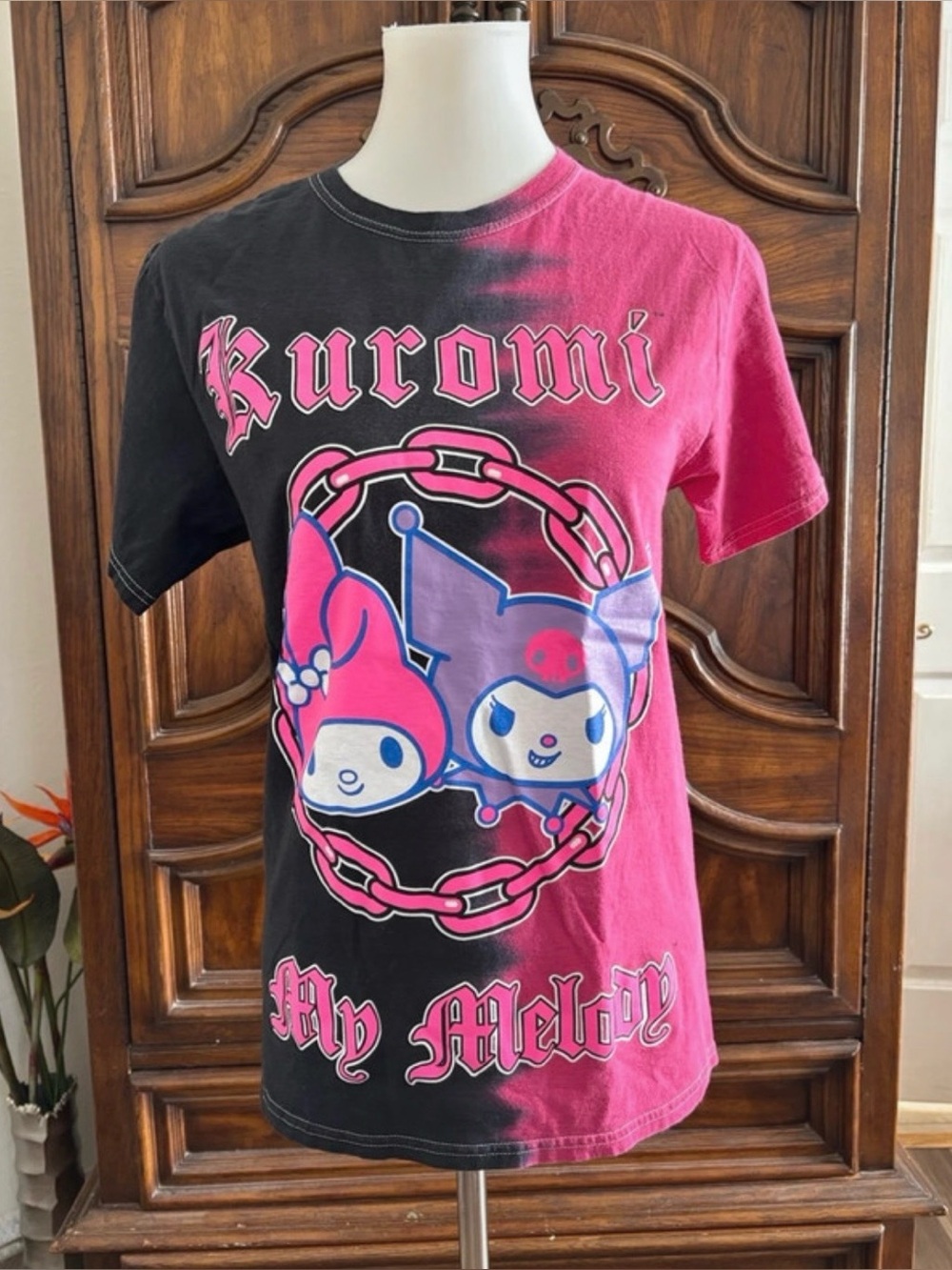 Box lunch My Melody and Kuromi black & pink graphic tee
